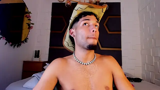 Thiagoferreti live sex cam