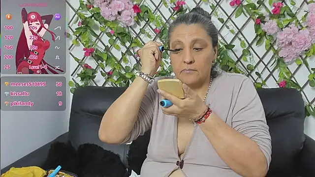 merlyna_goldens live sex cam