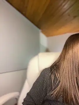 Sofia18_pinkk live sex cam