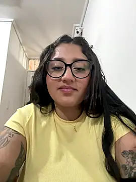 croftsmila live sex cam