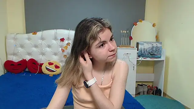 TinaRedly live sex cam