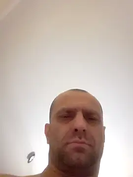 Roman0798 live sex cam