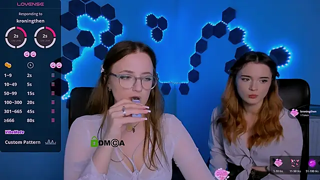 liana_kisses live sex cam