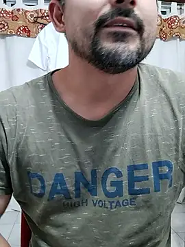 Bradd_32 live sex cam