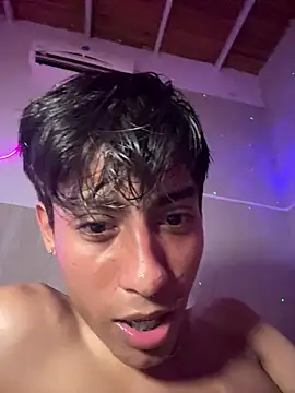 Mauuu18 live sex cam