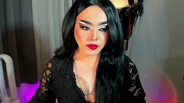 DominaAurumXXX live sex cam