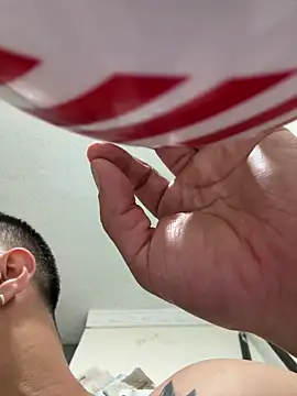 DominickVegas live sex cam