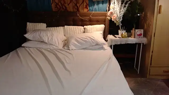 xheavenlytrans live sex cam