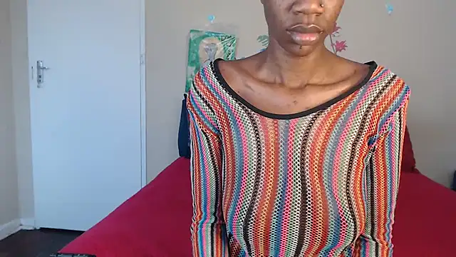 Blacktittiex02 live sex cam