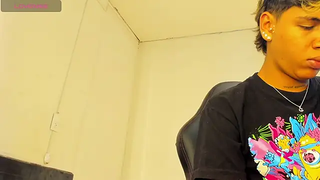 Timmy_Kiing_ live sex cam