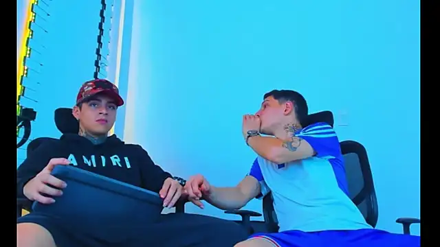 HOT_boy2025 live sex cam