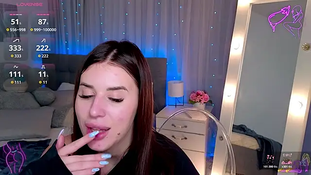 Milkissss live sex cam