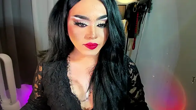 DominaAurumXXX live sex cam