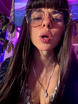 VioletaSubmissive live sex cam