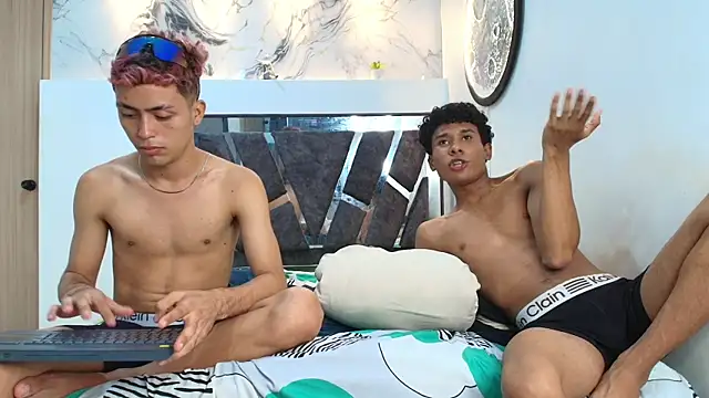 SUCKING_LOVERS live sex cam