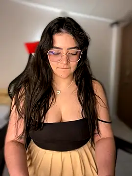 Lia_flowers live sex cam