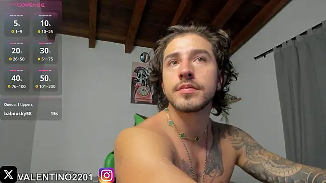 Valentino_Xander live sex cam