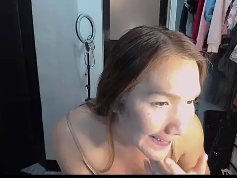 venuzXTRAVAGANZA live sex cam