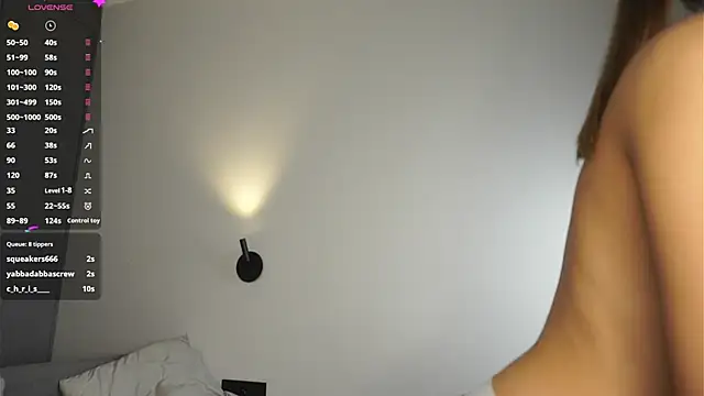 BrynnHolverson live sex cam