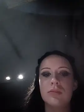 EVILYN live sex cam
