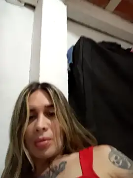 NaughtyBarbie19 live sex cam