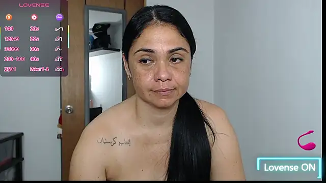 selena_ferri live sex cam