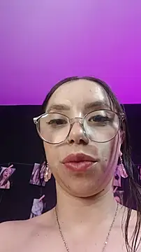 valentina_swallow live sex cam