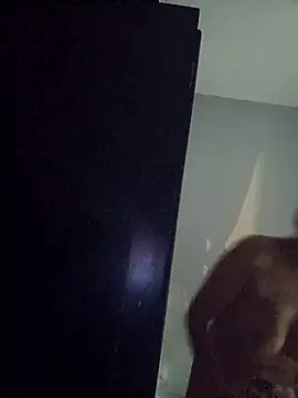 Titiss8921 live sex cam