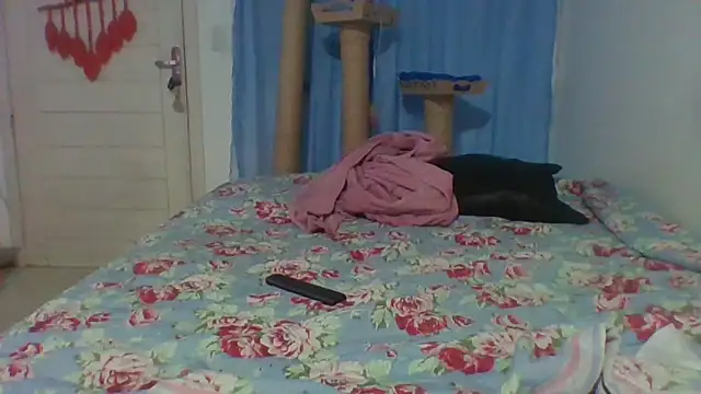 SuzyBaby1 live sex cam