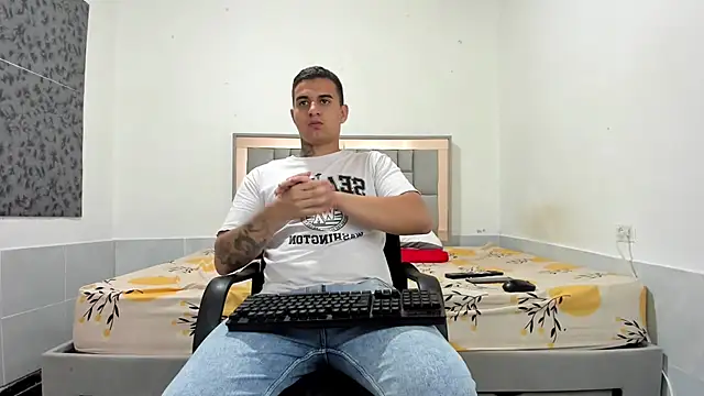 simookeler live sex cam