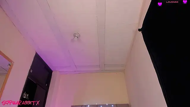 _Larabbitxx live sex cam