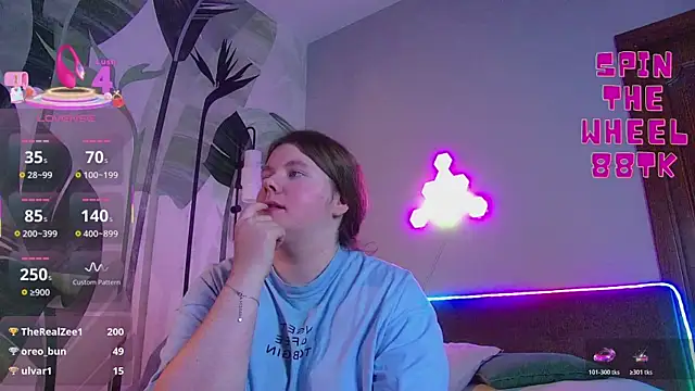 RubyValen live sex cam