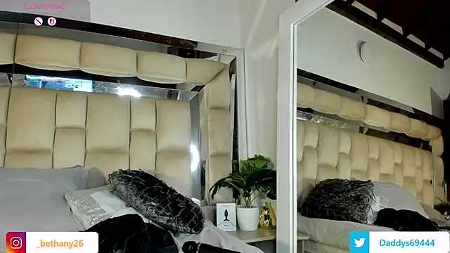 Daddysgirl1_ live sex cam