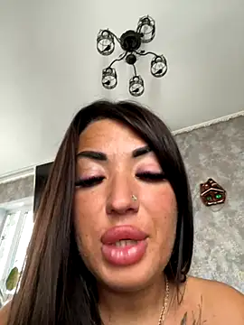 RuslanaXX live sex cam