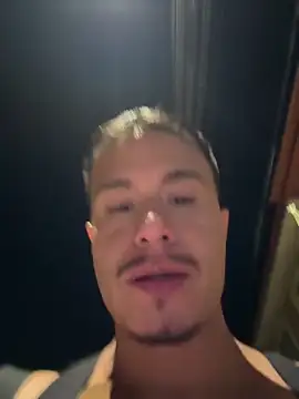 DominickVegas live sex cam