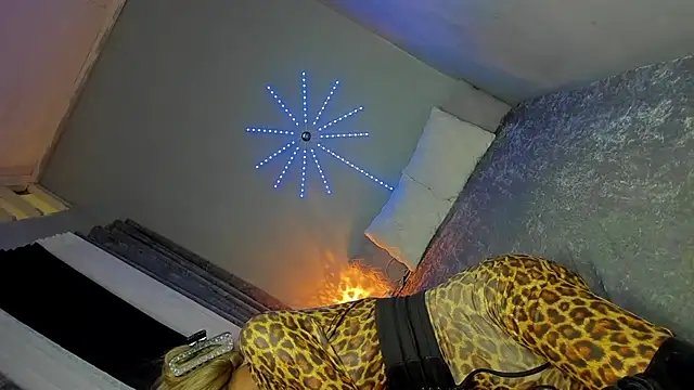 anitacruise live sex cam