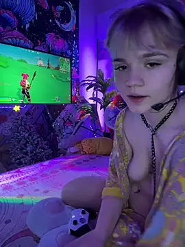 Cutiepiespanks live sex cam