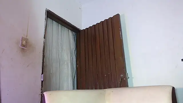 taylor_hot85 live sex cam