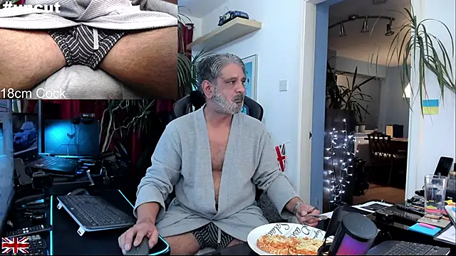 OnlineBossUK live sex cam