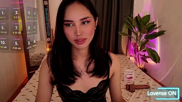 Divine_Goddesss live sex cam