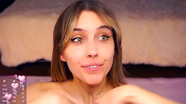 FannyHewson live sex cam