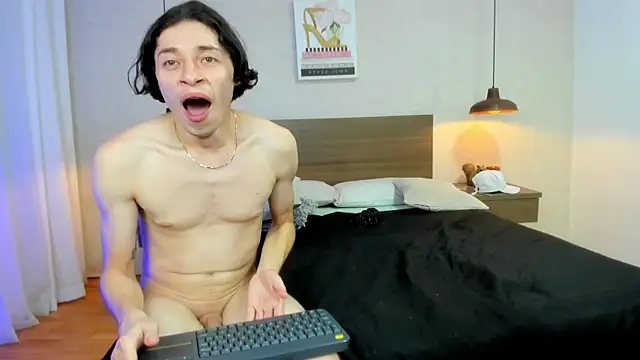 nicollandjhon live sex cam