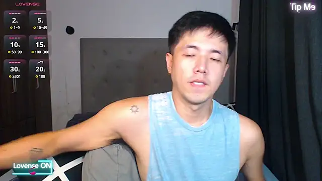 Addictiveboi live sex cam