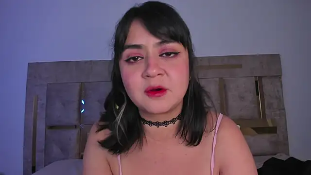 LylaVixxen live sex cam