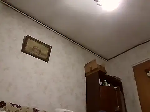 mariusica1@xh live sex cam