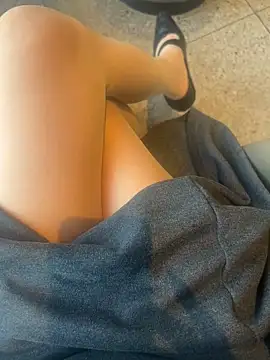 yimisun01 live sex cam