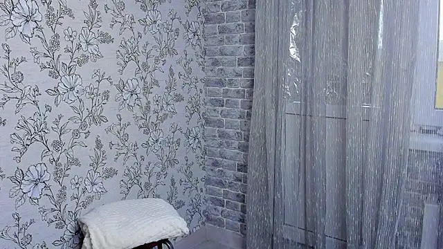 EllaSky_xoxo live sex cam