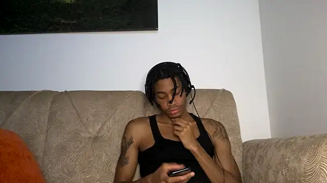 BlackBullTitus live sex cam