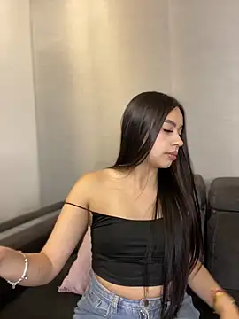 Karina16_pink live sex cam