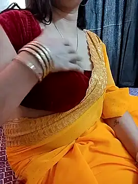 kaamuk_shweta live sex cam